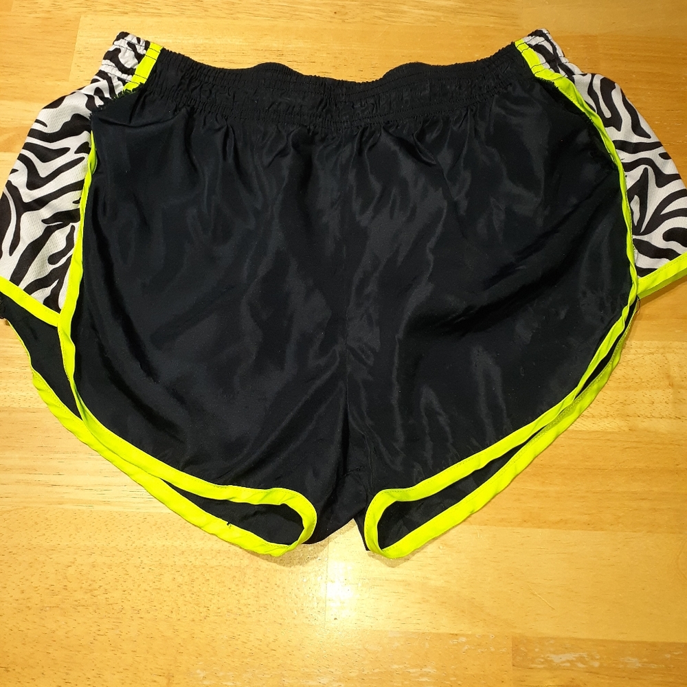 Zone Pro Women Lg Running Shorts